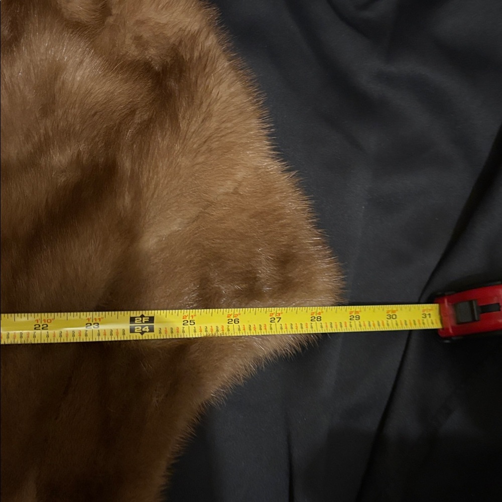 Elegant Vintage Mink Fur Stole in Rich Brown - Picture 12 of 14